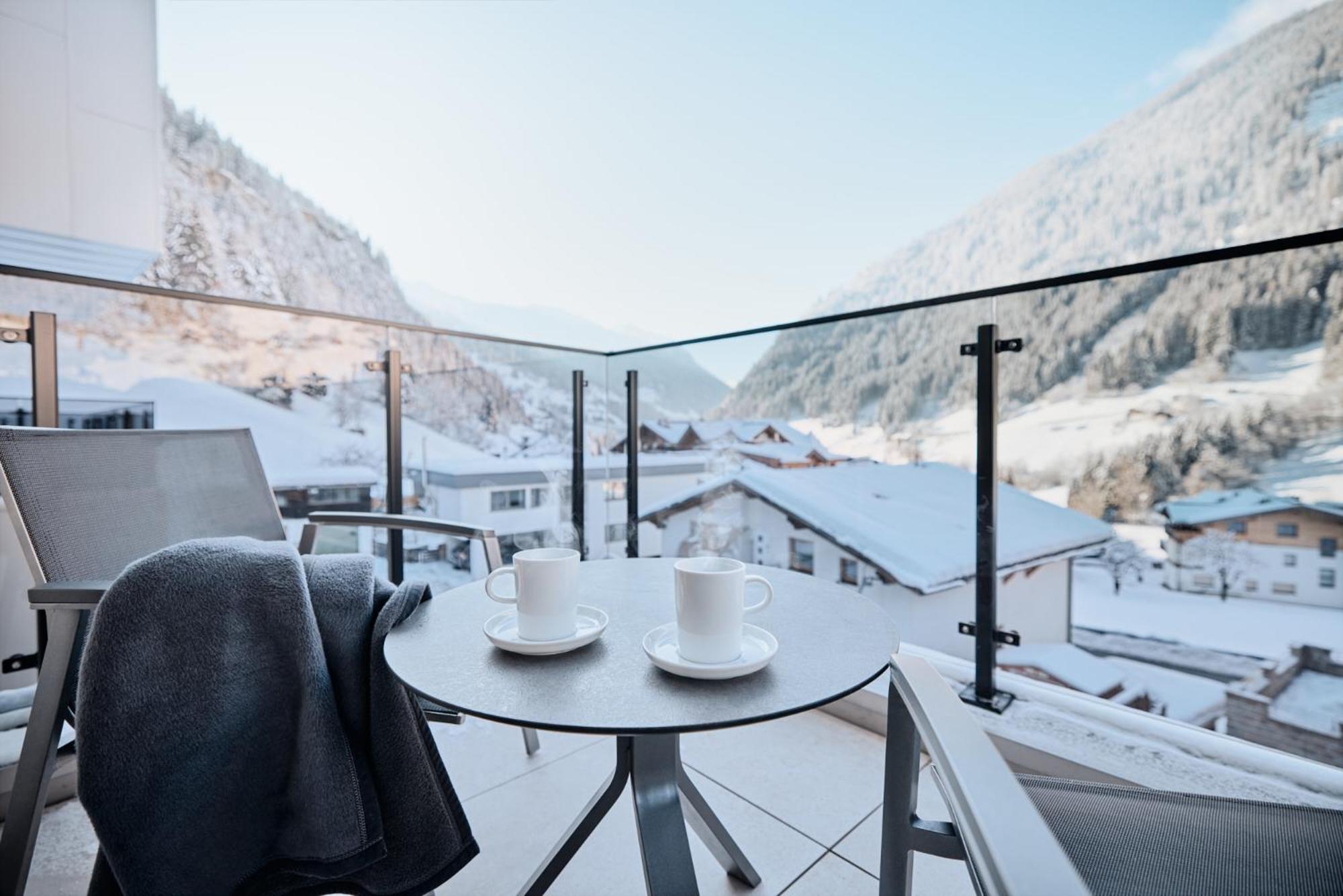 Das Luxurioese Chalet-Apartment In Der Residenz Silvretta - Inklusive Silvretta Card Premium See Bagian luar foto