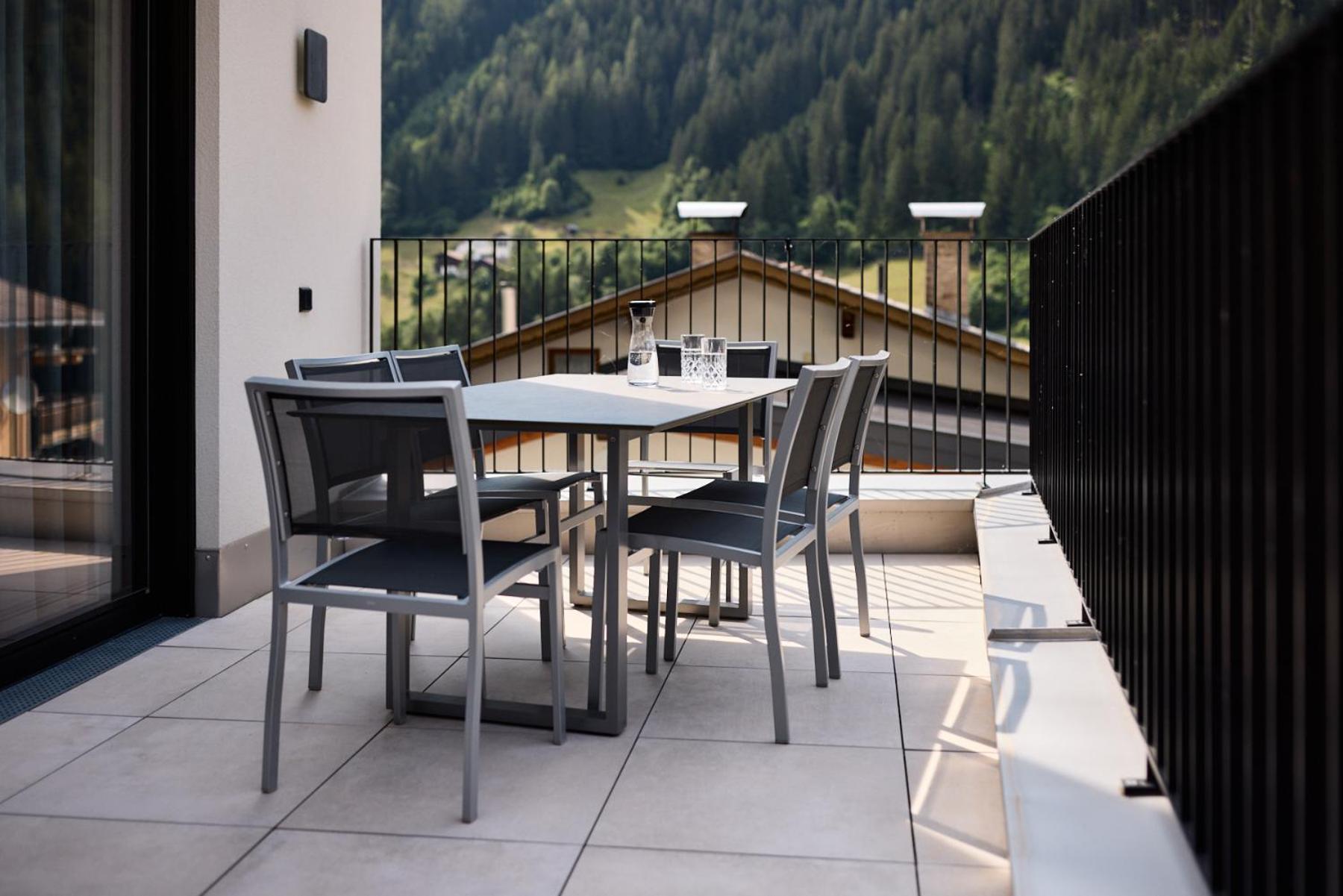 Das Luxurioese Chalet-Apartment In Der Residenz Silvretta - Inklusive Silvretta Card Premium See Bagian luar foto